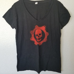 Hot Topic Gears of War V-Neck Tee - Ladies XL